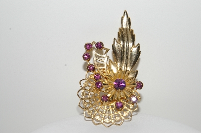 +MBA #99-437  "Vintage Goldtone Purple Crystal Rhinestone Pin"