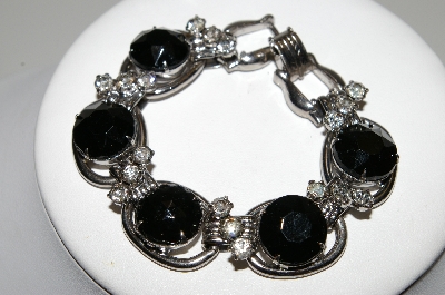 +MBA #99-615  "Vintage Silvertone Black Glass Link Bracelet"