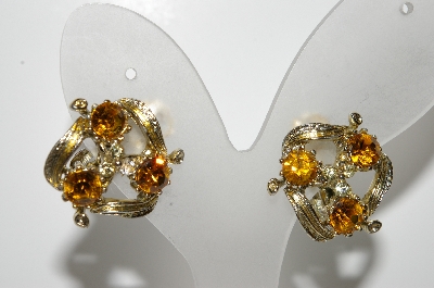 +MBA #99-218  "Vintage Goldtone Golden & Clear Rhinestone Clip On Earrings"