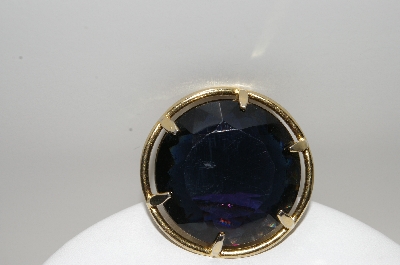 +MBA #99-589  "Vintage Goldtone Large Round Blue Glass Pin"