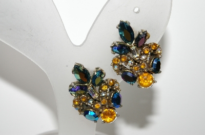 +MBA #99-668  "Holly Craft Goldtone Multi Colored Rhinestone Clip On Earrings"