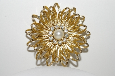 +MBA #99-572  "Vintage Goldtone Large Faux Pearl & Clear Rhinestone Brooch"