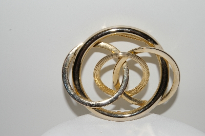 +MBA #99-601 "Vintage Goldtone 4 Ring Brooch"