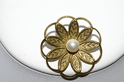+MBA #99-679  "Vintage Brass Faux Glass Pearl Pin"