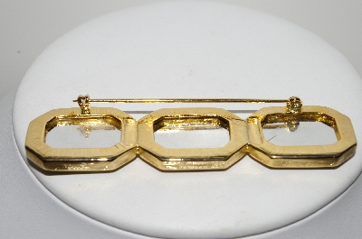 +MBA #99-636  "Vintage Goldtone Multi Colored Acrylic Pin"