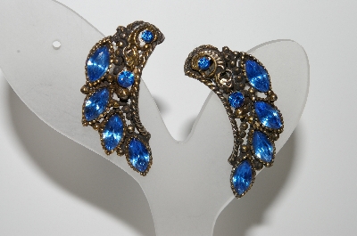 +MBA #99-556  "Vintage Antiqued Goldtone Blue Rhinestone Clip On Earrings"