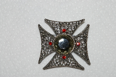 +MBA #99-576  "Vintage Antiqued Silvertone Rhinestone Cross"