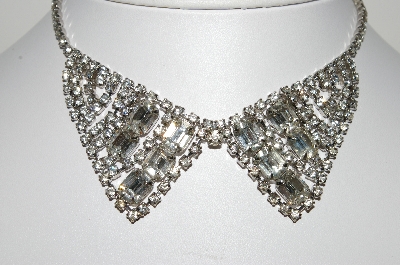 +MBA #99-527  "Vintage Silvertone Clear Crystal Rhinestone Bow Style Choker"