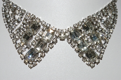 +MBA #99-527  "Vintage Silvertone Clear Crystal Rhinestone Bow Style Choker"