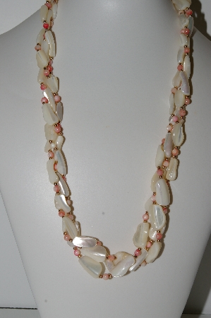 +MBA #99-535  "Vintage White & Pink Mother Of Pearl Fancy Bead Necklace"