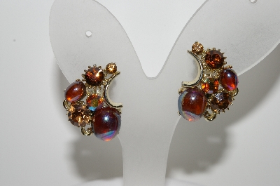 +MBA #99-069  "Lisner Goldtone Glass & Rhinestone Clip On Earrings"