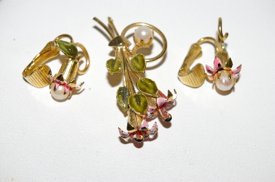 +MBA #99-228  "Vintage Goldtone Faux Pearl Enameled Flower Pin & Matching Earring Set"