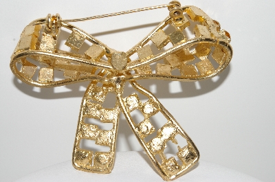 +MBA #99-497  "Vintage Goldtone Clear Rhinestone Large Bow Pin"