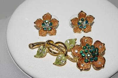 +MBA #99-029   "Vintage Goldtone Tri Colored Rhinestone Flower Pin & Matching Pierced Earrings"