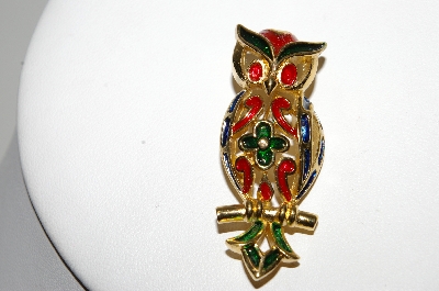 +MBA #99-032  "Trifari Goldtone Enameled Owl Pin"