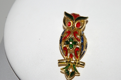 +MBA #99-032  "Trifari Goldtone Enameled Owl Pin"