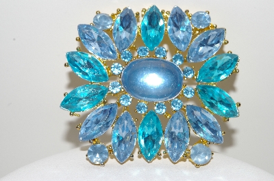 +MBA #99-021  "Vintage Goldtone Multi Colored Blue Acrylic Stone Brooch"
