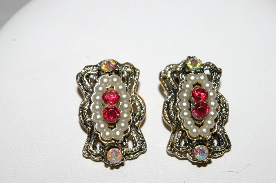 +MBA #41E-139  "Vintage Antiqued Goldtone Faux Pearl & Rhinestone Earrings"
