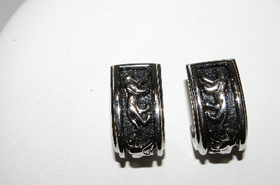 +MBA #41E-204  "Vintage Silvertone Big Cat Pierced Earrings"