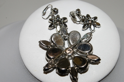 +MBA #41E-212  "Vintage Silvertone Black Glass Stone Pin & Matching Earrings Set"