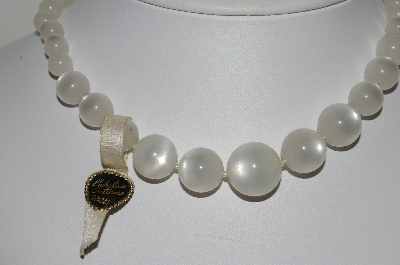 +MBA #41E-263   "Richelieu Satinore Moonstone Acrylic Bead Necklace"