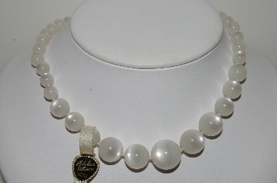 +MBA #41E-263   "Richelieu Satinore Moonstone Acrylic Bead Necklace"