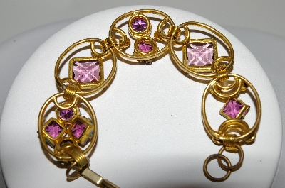 +MBA #41E-303  "Vintage Goldtone Purple Glass Stone Bracelet"