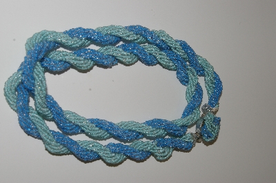 +MBA #41E-268  "Vintage Made In Japan Twisted Green & Blue Seed Bead Necklace"