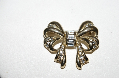 +MBA #41E-283   "Vintage Gold Plated Clear Crystal Rhinestone Small Bow Pin"
