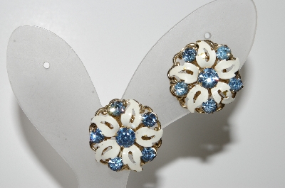 +MBA #41E-069  "Vintage Goldtone White Enamel & Blue Crystal Rhinestone Flower Earrings"