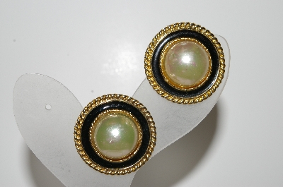 +MBA #41E-072  "Vintage Goldtone Black Enamel & Faux Glass Pearl Clip On Earrings"