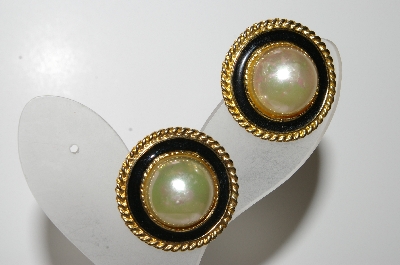 +MBA #41E-072  "Vintage Goldtone Black Enamel & Faux Glass Pearl Clip On Earrings"