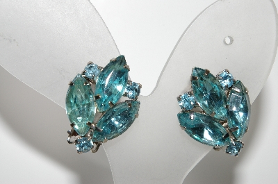 +MBA #E42-179  "Vintage Silvertone Blue Crystal Rhinestone Clip On Earrings"