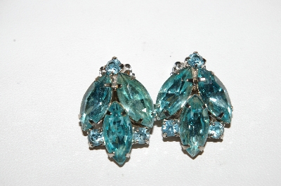 +MBA #E42-179  "Vintage Silvertone Blue Crystal Rhinestone Clip On Earrings"