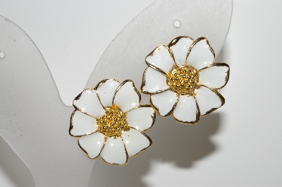 +MBA #E42-143  "Vintage Goldtone White Enamel Flower Earrings"