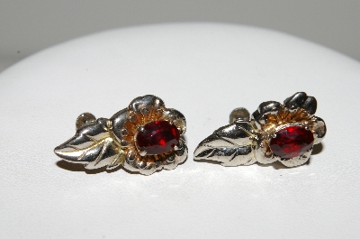 +MBA #E42-237  "Vintage Sterling Glass Stone Flower Screw Back Earrings"