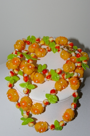 +MBA #E42-041   "Vintage Brite Tropical Look Acrylic Bead Necklace"