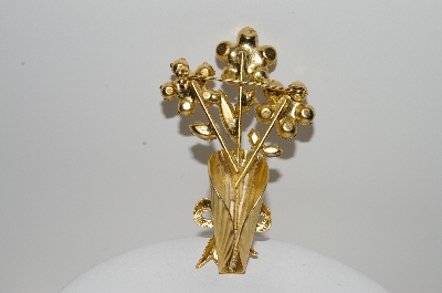 +MBA #E42-067  "Vintage Goldtone Crystal Rhinestone 3 Flower Pin"