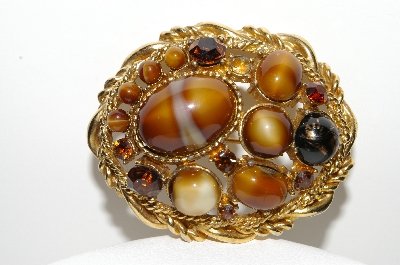 +MBA #E43-041  "Vintage Goldtone Brown Glass & Rhinestone Pin"