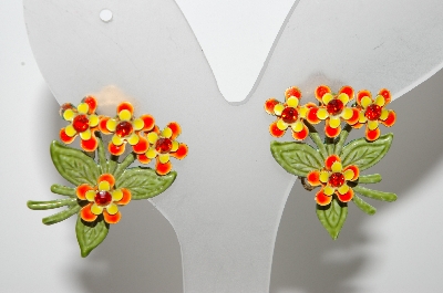 +MBA #E43-102  "Vintage Enameled 4 Flower Clip On Earrings"