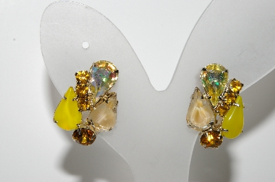+MBA #E43-107  "Vintage Goldtone Yellow Glass & Rhinestone Clip On Earrings"