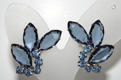 +MBA #E43-115  "Vintage Silvertone Blue Glass & Rhinestone Clip On Earrings"