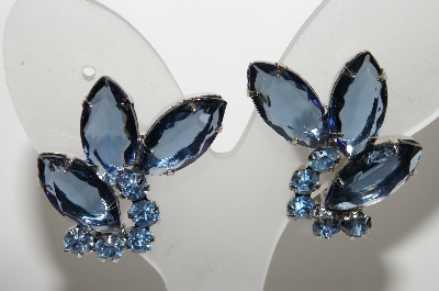 +MBA #E43-115  "Vintage Silvertone Blue Glass & Rhinestone Clip On Earrings"