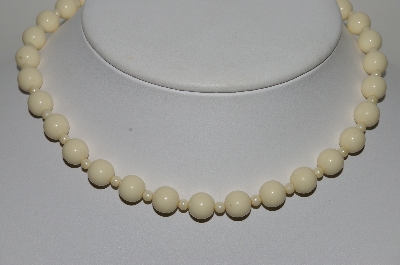 +MBA #E44-024   "Vintage Ivory Acrylic Bead Necklace"