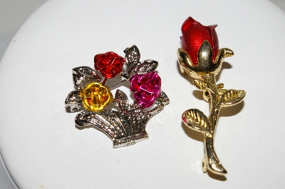 **MBA #E44-043  "Vintage Lot Of 2 Rose Pins"