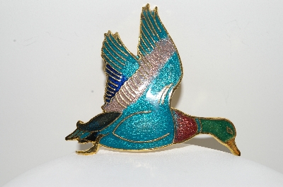 **MBA #E44-086   "Vintage Goldtone Enameled Duck Pin"