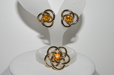 +MBA #E44-154   "Vintage Gold Tone Signed Pin & Earring Set"