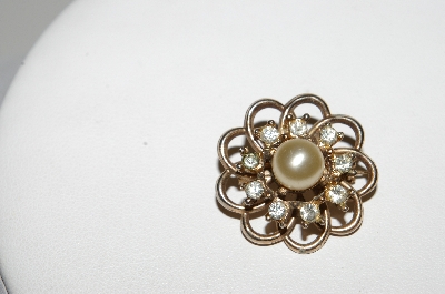 **MBA #E44-150   "Vintage Gold Plated Faux Glass Pearl & Clear Crystal Rhinestone Pin"