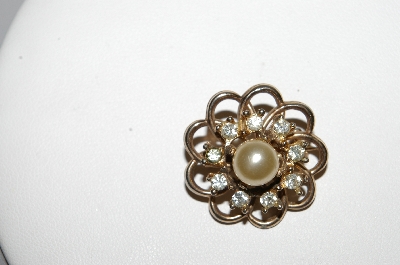 **MBA #E44-150   "Vintage Gold Plated Faux Glass Pearl & Clear Crystal Rhinestone Pin"