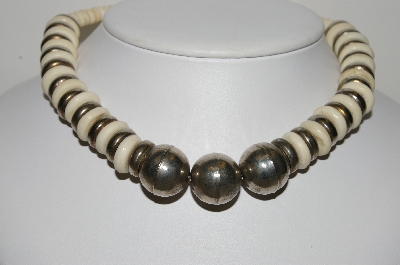 +MBA #E44-244     "Vintage Silvertone Carved Bead Necklace"